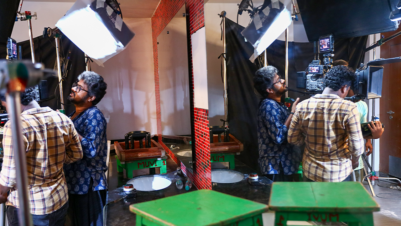 AA Garden — Joker — Restroom — behind the scenes